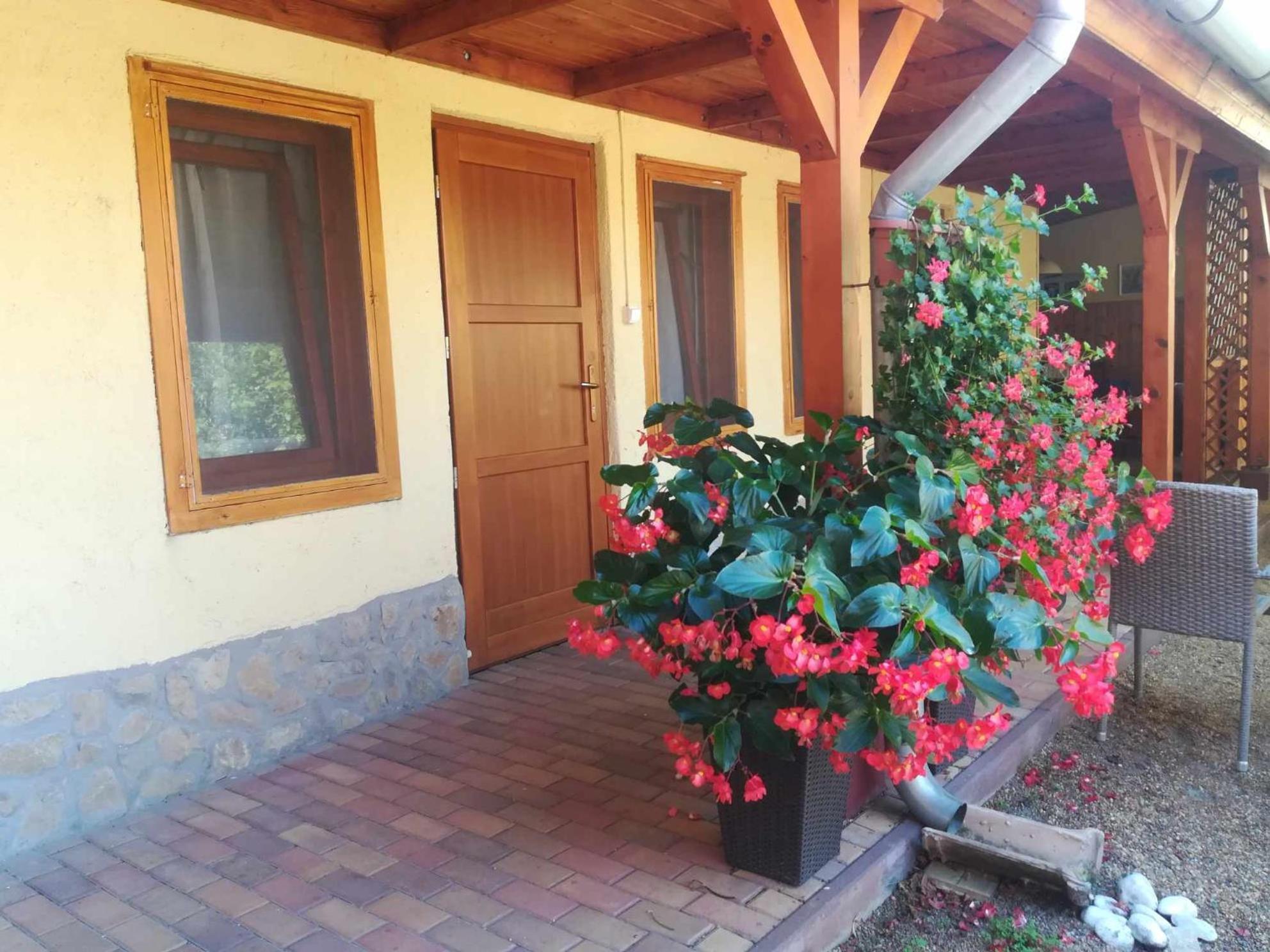 Muskatlis Haz Apartment Balatonlelle Luaran gambar
